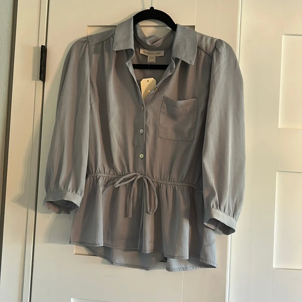 Monteau Blouse Sz L. Dusty Blue. NWT. - Picture 1 of 5